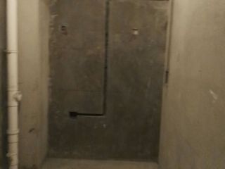 水、电管开槽施工