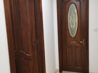 成品门及墙纸铺贴