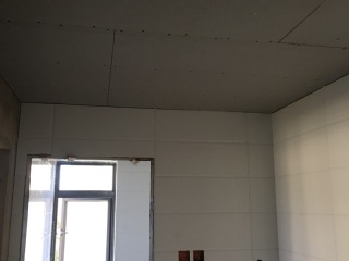 厨房、卫生间墙砖施作