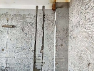 水、电管开槽施工