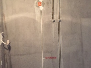 水、电管开槽施作
