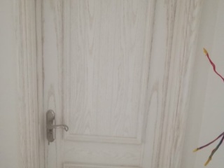 套装门、踢脚线安装