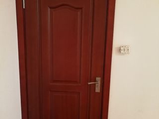 成品门及墙纸铺贴
