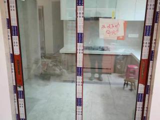 成品套装门、窗套等安装