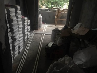水、电管开槽施作