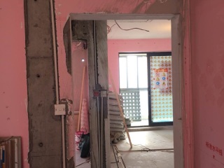 水、电管开槽施工