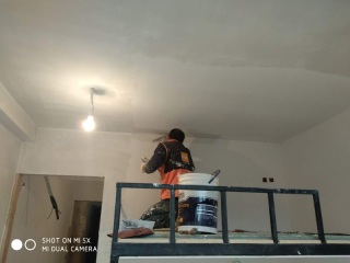 墙、顶面腻子批嵌