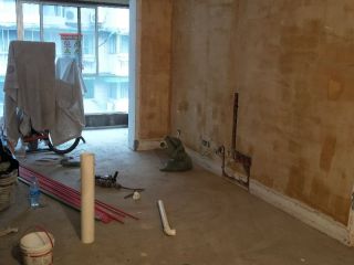 强、弱电路穿线施作