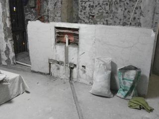 水、电管开槽施作