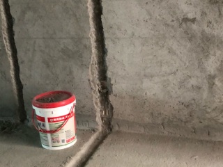 水、电管开槽施作
