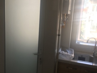 成品门及墙纸铺贴