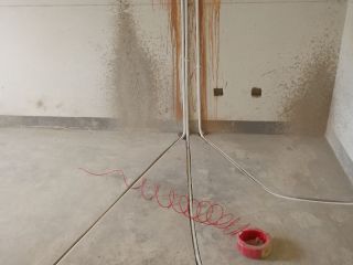 强、弱电路穿线施作
