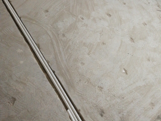 水、电管开槽施作