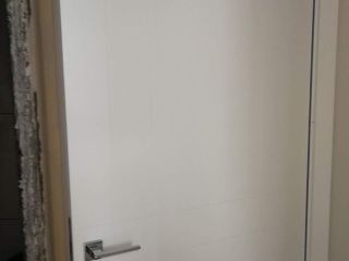 成品门及墙纸铺贴