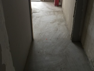 地砖铺贴及地面找平施作