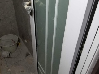 成品门及墙纸铺贴