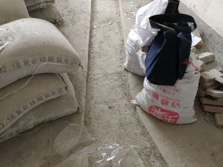 水、电管开槽施作