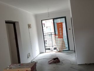 墙、顶面腻子批嵌