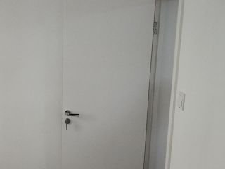 成品门及墙纸铺贴