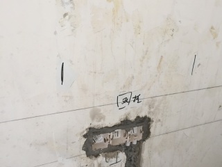 水、电管开槽施作