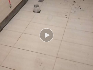 地砖铺贴及地面找平施作