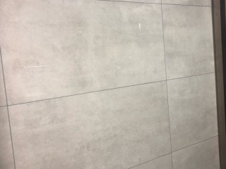 厨房、卫生间墙砖施作