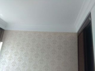 墙、顶面乳胶漆及墙纸铺贴