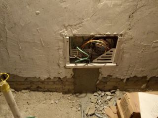 强、弱电路穿线施作