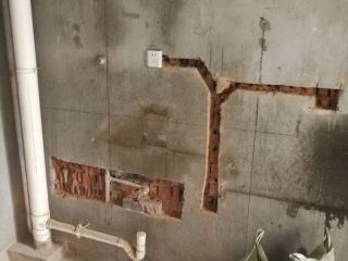水、电管开槽施工