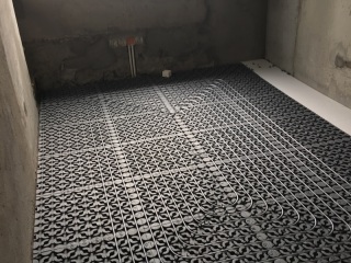 水、电管开槽施作