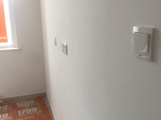 墙、顶面乳胶漆