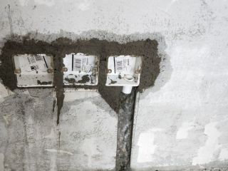 水、电管开槽施作