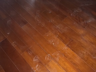 实木复合地板铺设