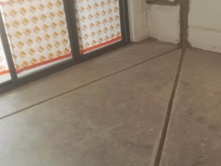 水、电管开槽施工