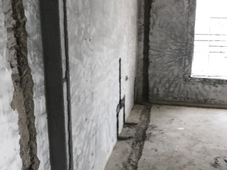 水、电管开槽施作