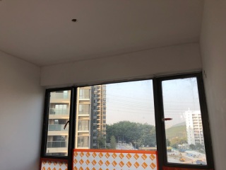墙、顶面腻子批嵌