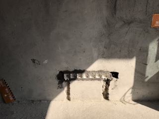 水、电管开槽施工