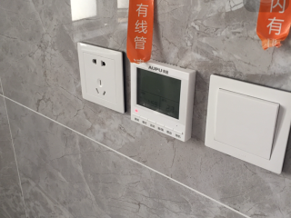 成品门及墙纸铺贴