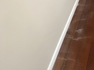 套装门、踢脚线安装