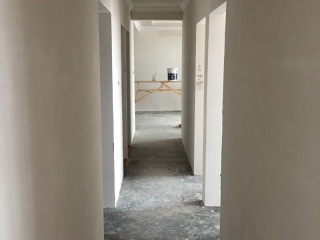 地砖铺贴及地面找平施作
