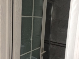 成品门及墙纸铺贴