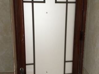 成品门及墙纸铺贴
