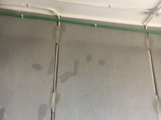 水、电管开槽施作
