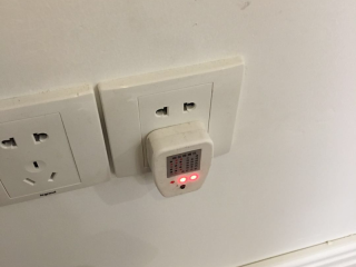 套装门、踢脚线安装