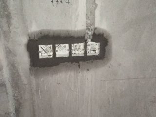 水、电管开槽施作