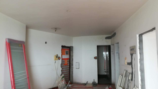 墙、顶面腻子批嵌