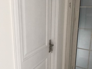 成品门及墙纸铺贴
