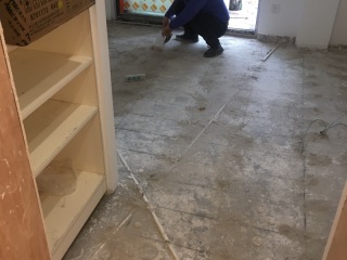 实木复合地板铺设