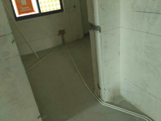 水电线管开槽施工