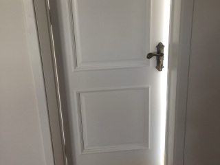 成品门及墙纸铺贴